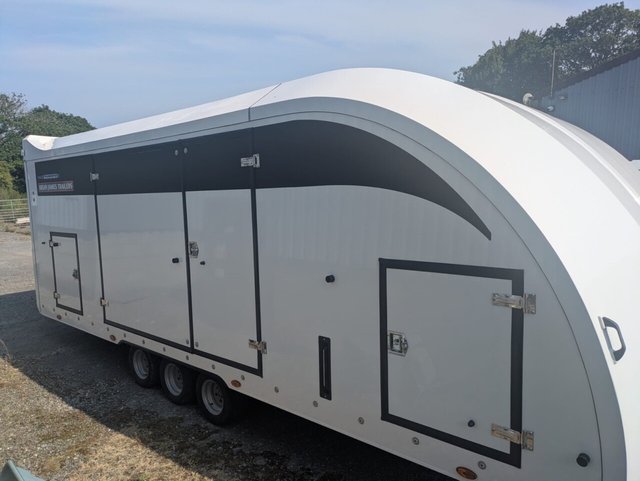 View our BRIAN JAMES TRAILER
