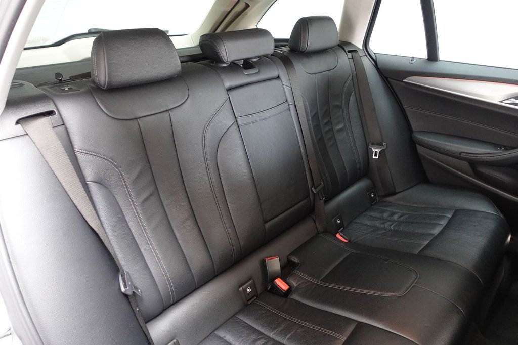 2018 BMW 5 Series — image 11
