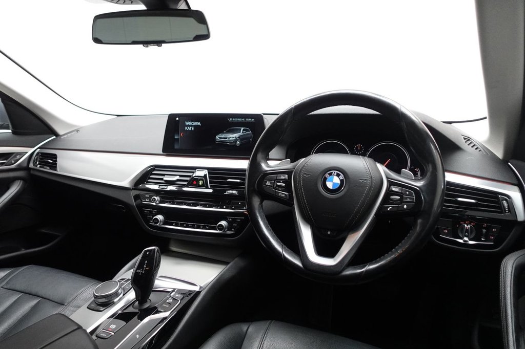 2018 BMW 5 Series — image 9