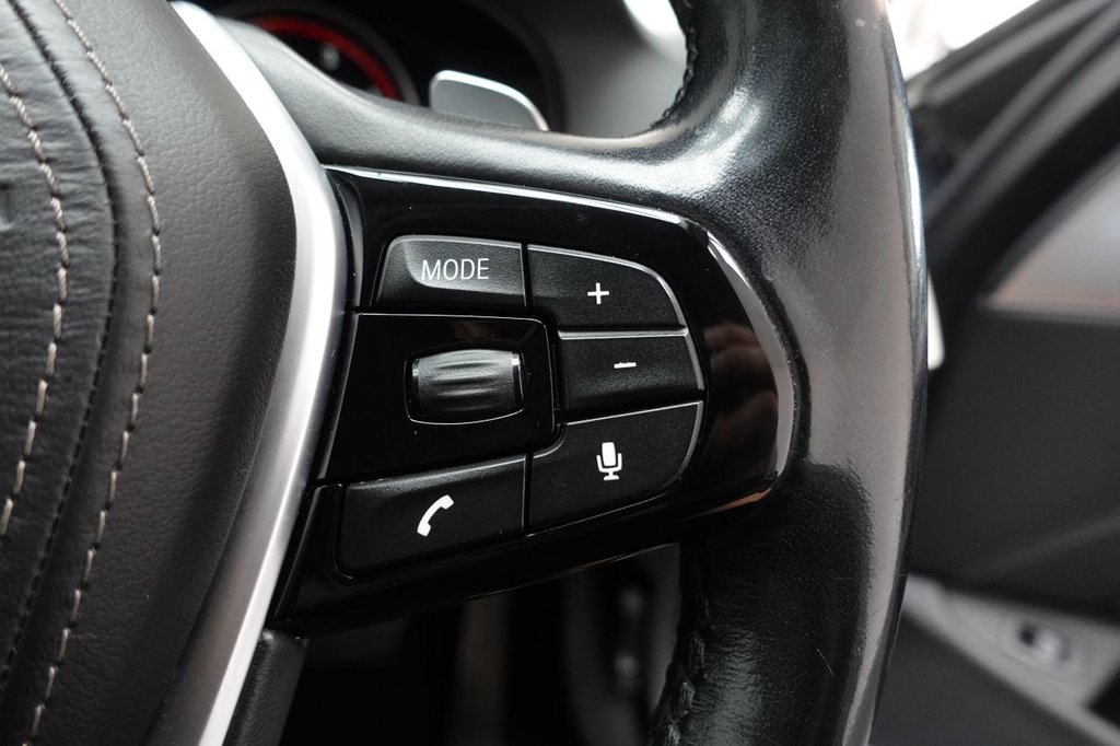 2018 BMW 5 Series — image 23