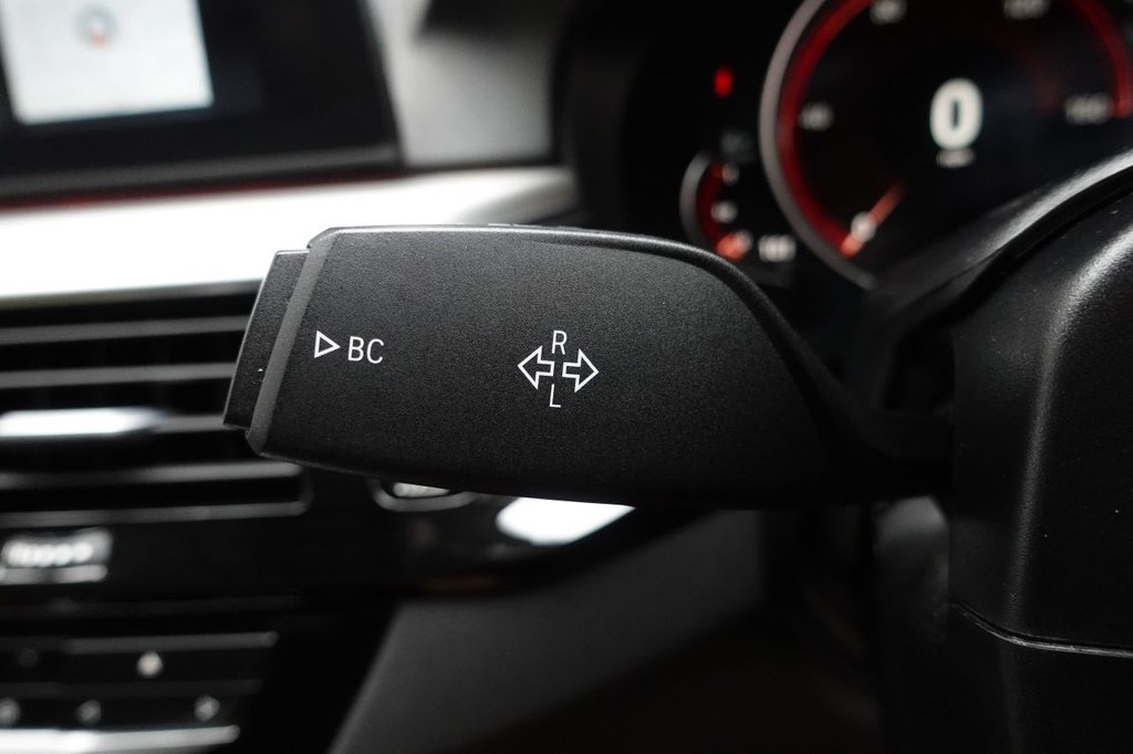 2018 BMW 5 Series — image 25
