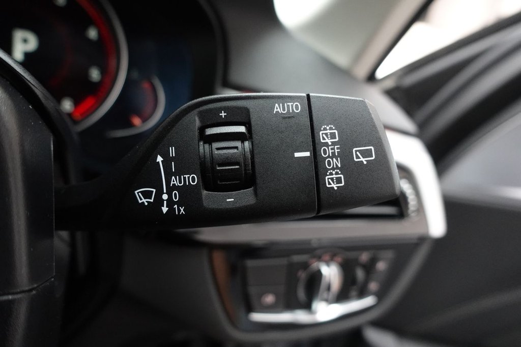 2018 BMW 5 Series — image 26