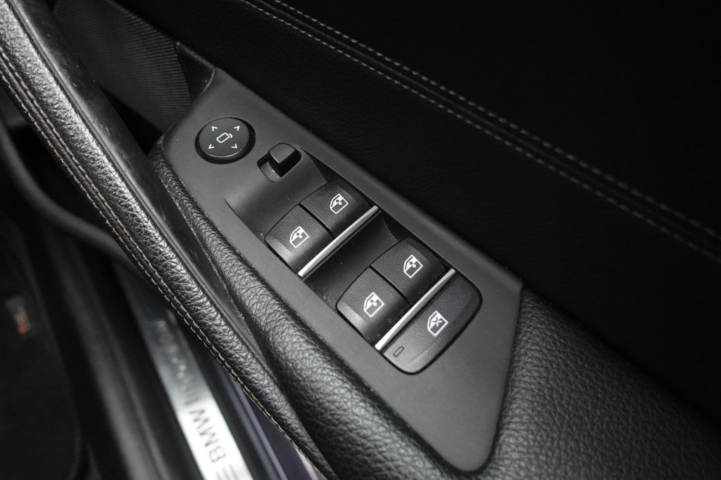 2018 BMW 5 Series — image 37