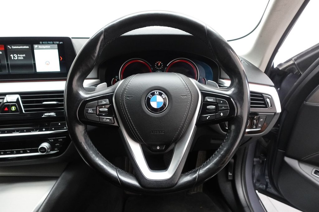 2018 BMW 5 Series — image 21