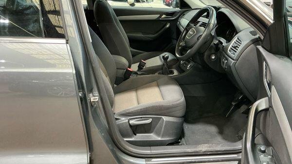 View our AUDI Q3