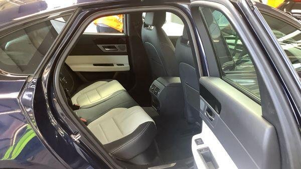 View our JAGUAR XF