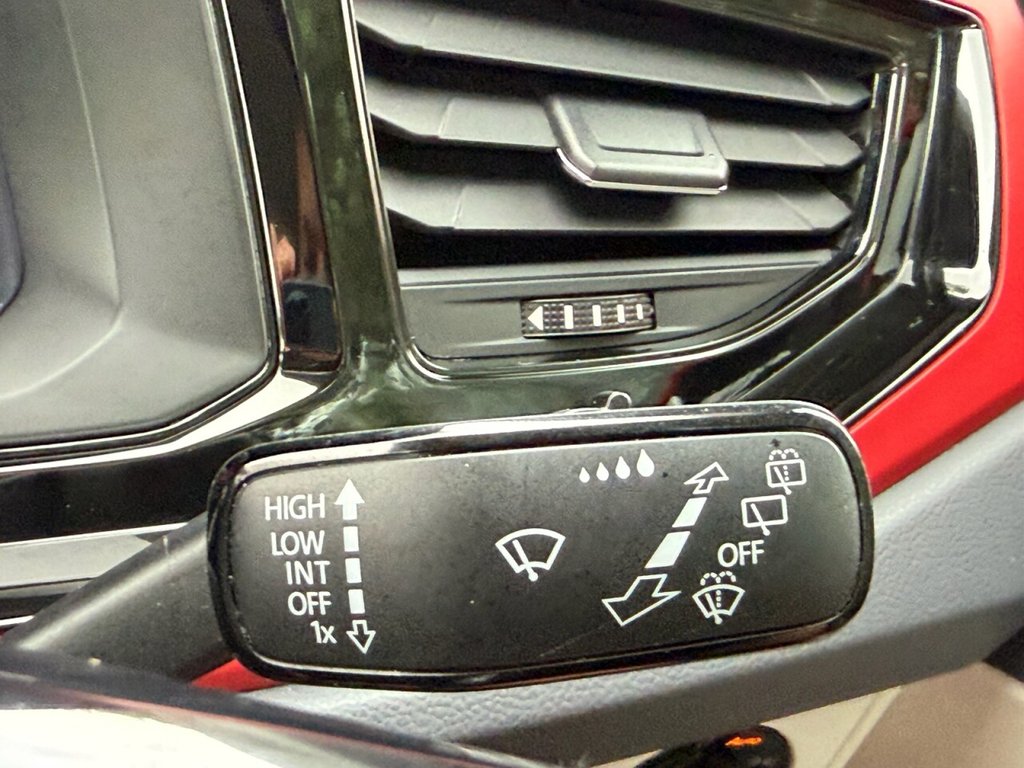 USED 2020 70 VOLKSWAGEN POLO 1.0 TSI GPF beats Hatchback 5dr Petrol Manual Euro 6 (s/s) (95 ps) CARPLAY, 2KEYS, ALLOYS, BEATS