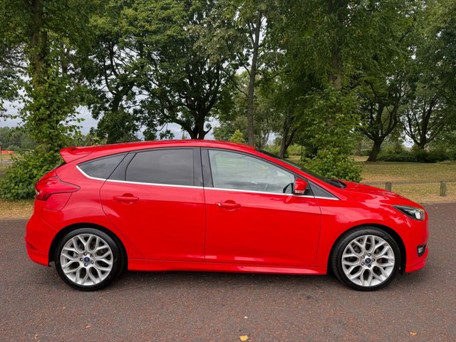 View our FORD FOCUS