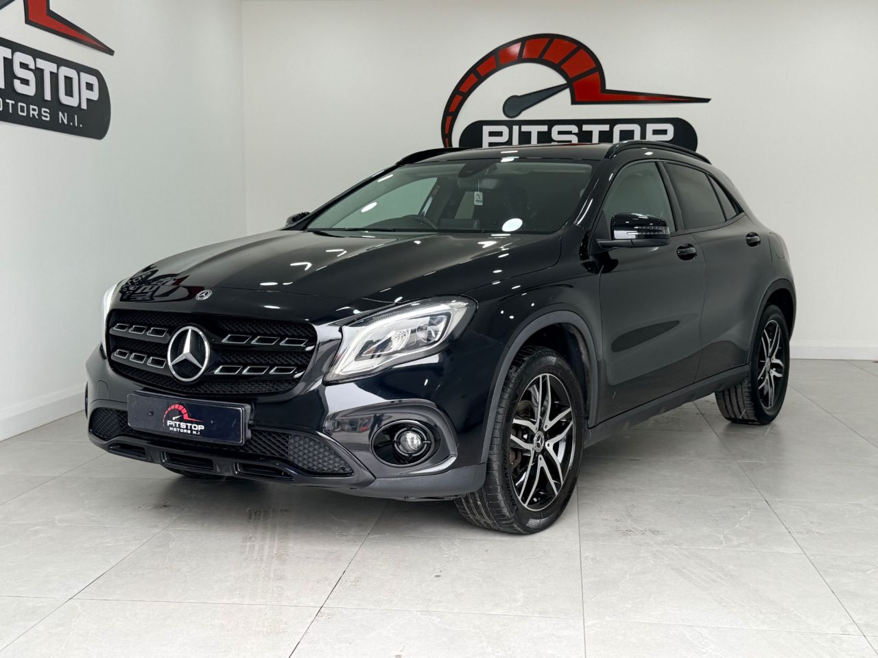2019 MERCEDES GLA 1.6 GLA180 GPF Urban Edition SUV 5dr Petrol 7G-DCT Euro 6 (s/s) (122 ps) - vehicle photo 2 for sale on PureCar