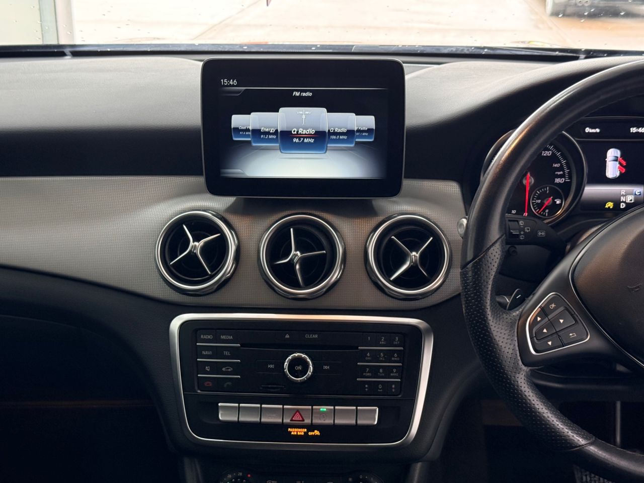 2019 MERCEDES GLA 1.6 GLA180 GPF Urban Edition SUV 5dr Petrol 7G-DCT Euro 6 (s/s) (122 ps) - vehicle photo 32 for sale on PureCar
