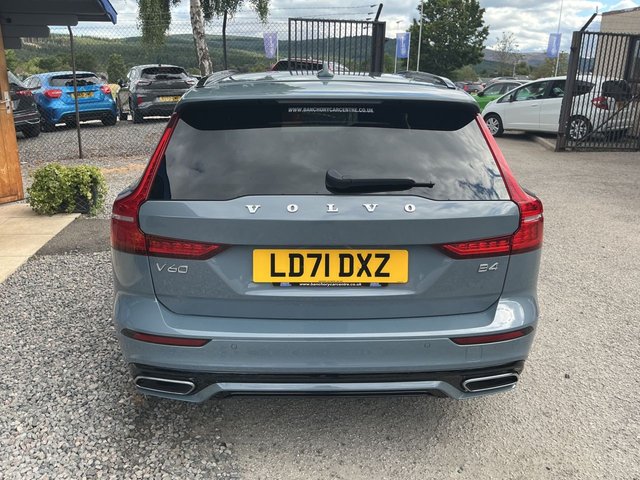 View our VOLVO V60