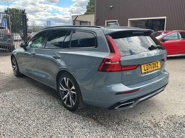 View our VOLVO V60