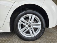 USED 2022 22 TOYOTA COROLLA 1.8 VVT-h GPF Icon Tech Hatchback 5dr Petrol Hybrid CVT Euro 6 (s/s) (122 ps) 