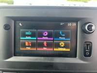 USED 2020 70 RENAULT MASTER 2.3 dCi 35 Business Panel Van 4dr Diesel Manual FWD MWB Medium Roof Euro 6 (135 ps) 