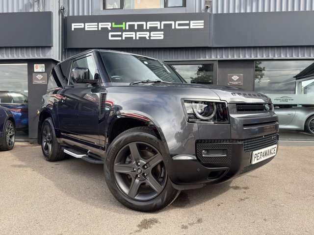 View our Land Rover Defender 90 3.0 D250 MHEV X-Dynamic SE SUV 3dr Diesel Auto 4WD Euro 6 (s/s) (250 ps)