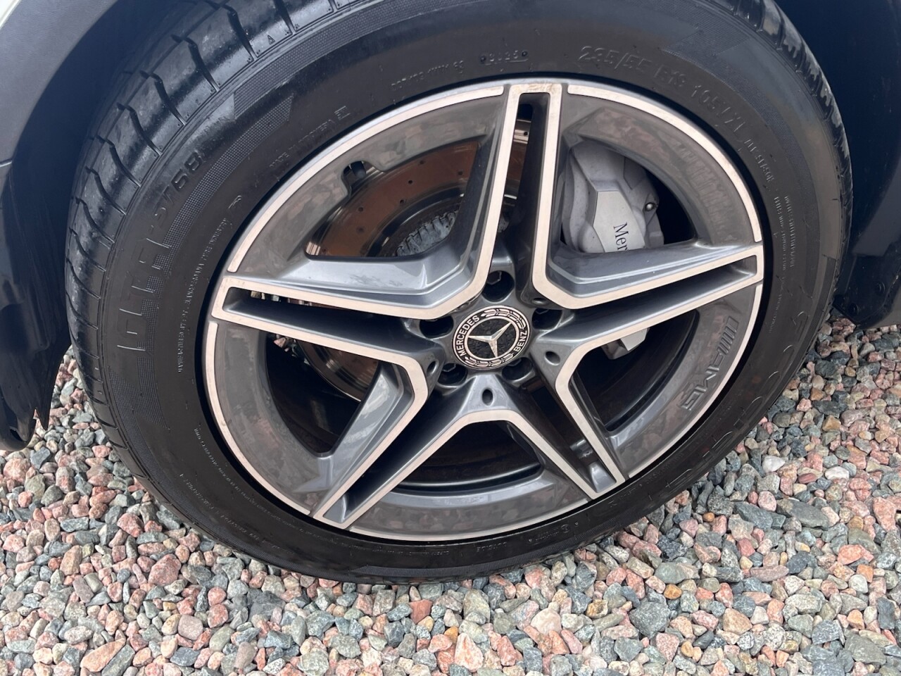 2020 MERCEDES GLC 2.0 GLC220d AMG Line SUV 5dr Diesel G-Tronic+ 4MATIC Euro 6 (s/s) (194 ps) - vehicle photo 2 for sale on PureCar