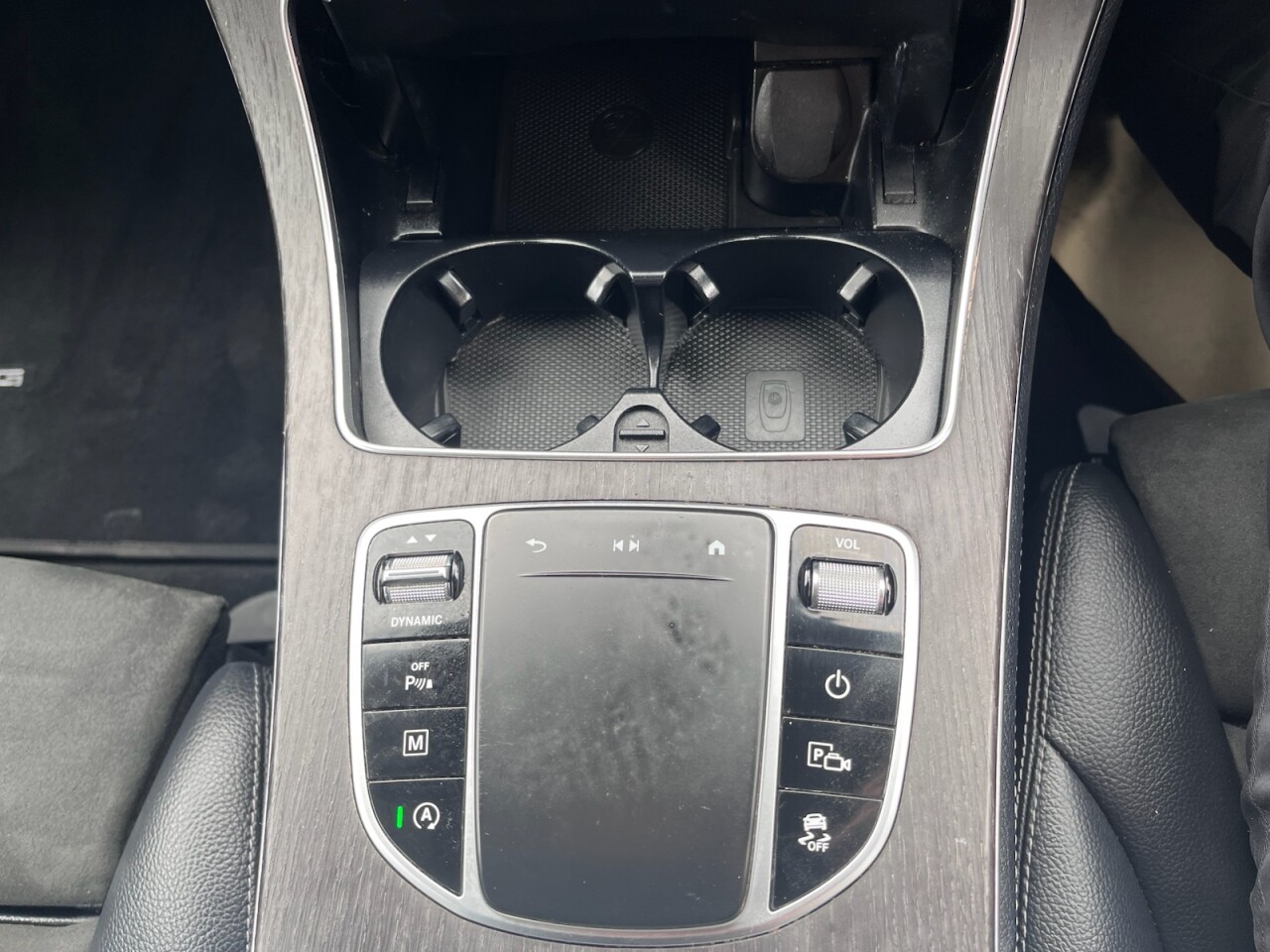 2020 MERCEDES GLC 2.0 GLC220d AMG Line SUV 5dr Diesel G-Tronic+ 4MATIC Euro 6 (s/s) (194 ps) - vehicle photo 27 for sale on PureCar