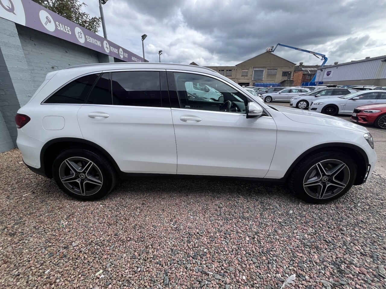 2020 MERCEDES GLC 2.0 GLC220d AMG Line SUV 5dr Diesel G-Tronic+ 4MATIC Euro 6 (s/s) (194 ps) - vehicle photo 33 for sale on PureCar