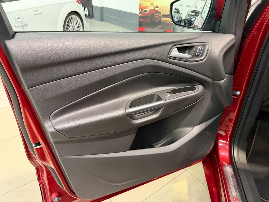 USED 2017 17 FORD KUGA 2.0 TDCi ST-Line X SUV 5dr Diesel Manual AWD Euro 6 (s/s) (180 ps) 