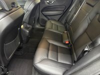 USED 2018 18 VOLVO XC60 2.0 D4 Momentum SUV 5dr Diesel Auto AWD Euro 6 (s/s) (190 ps) 