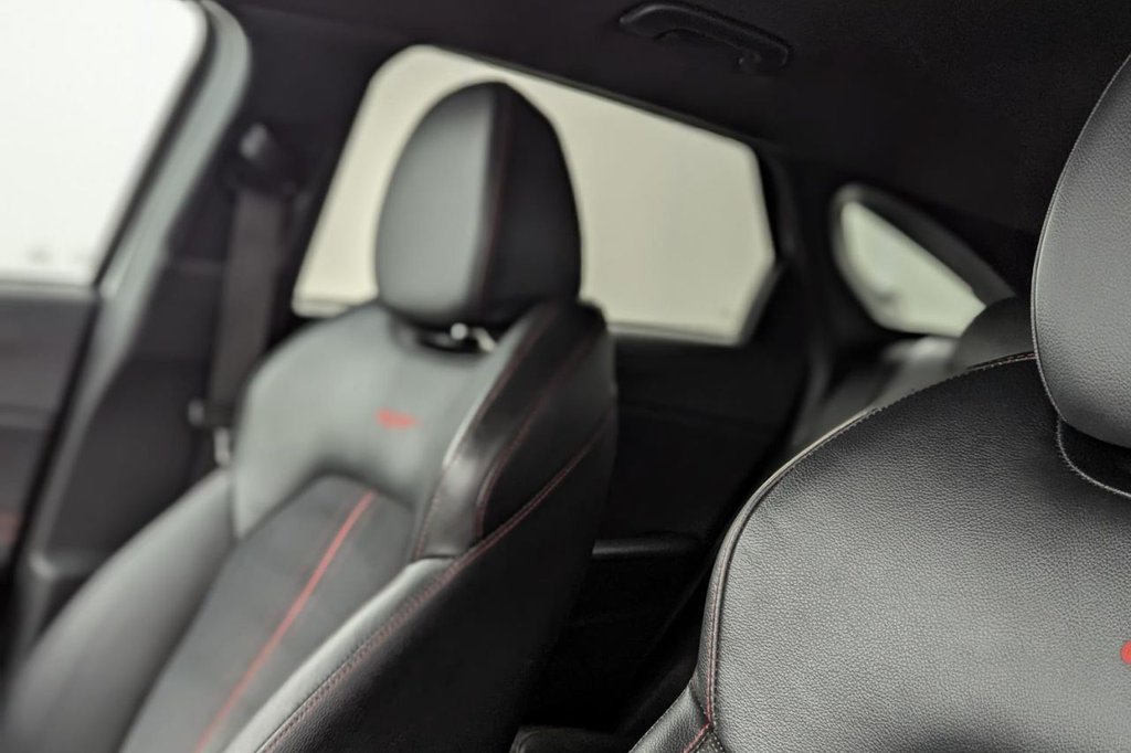USED 2019 68 KIA PROCEED 1.6 T-GDi GT Shooting Brake 5dr Petrol DCT Euro 6 (s/s) (201 bhp) Car Play, Sat Nav, Keyless