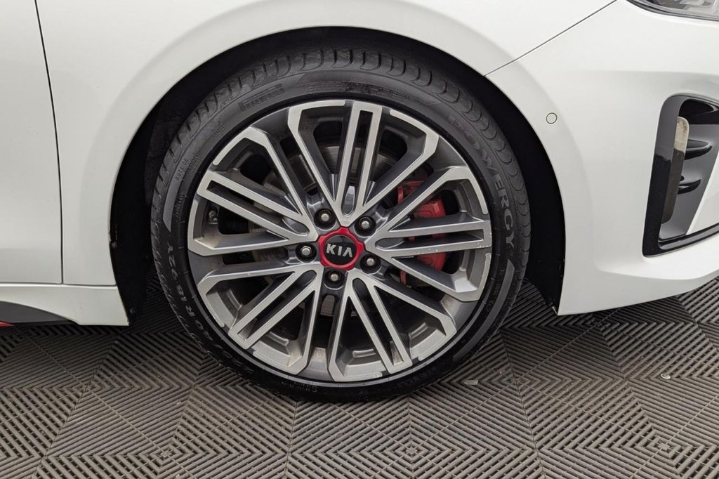 USED 2019 68 KIA PROCEED 1.6 T-GDi GT Shooting Brake 5dr Petrol DCT Euro 6 (s/s) (201 bhp) Car Play, Sat Nav, Keyless