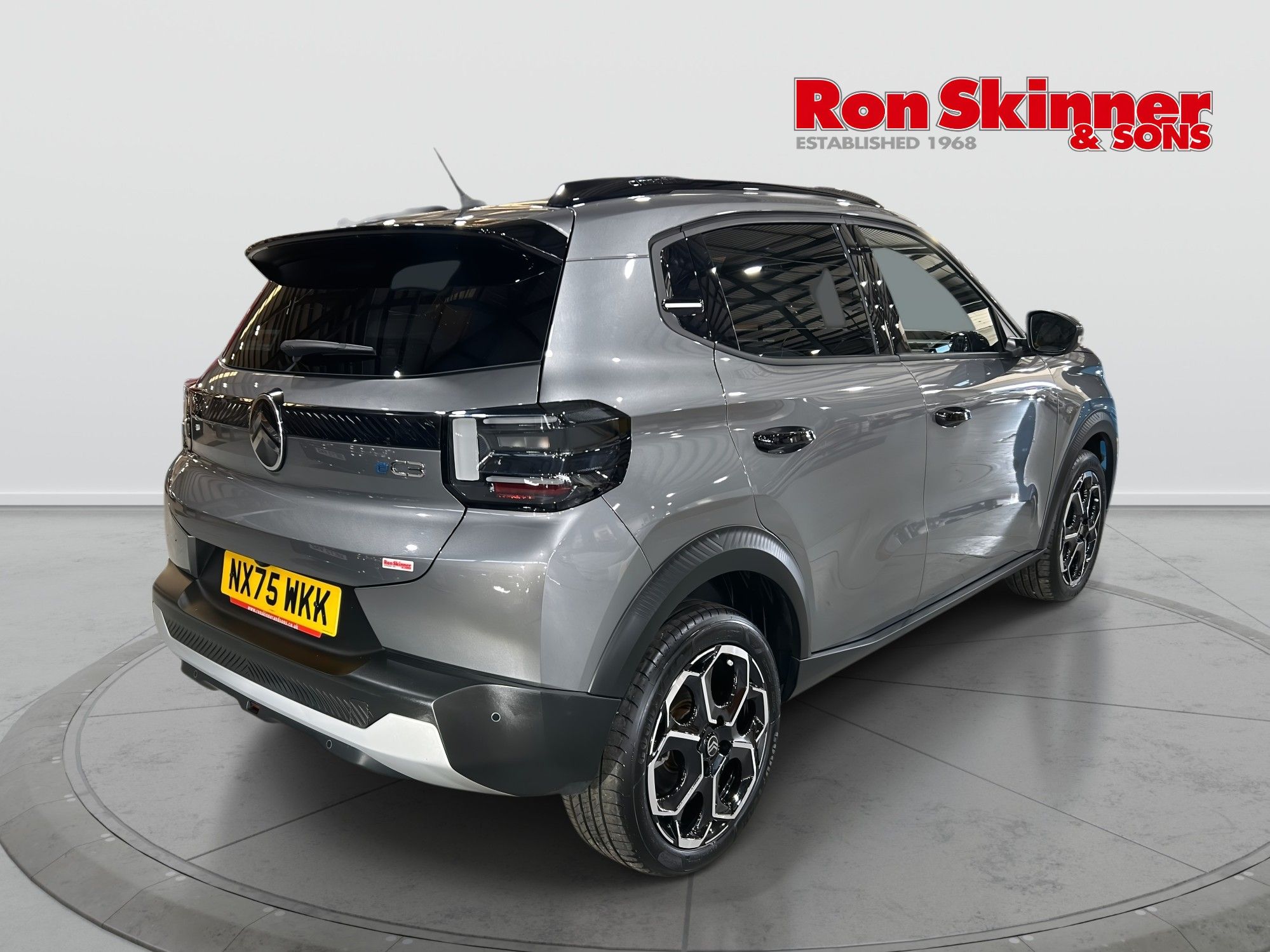 2025 Citroen e-C3 — image 3
