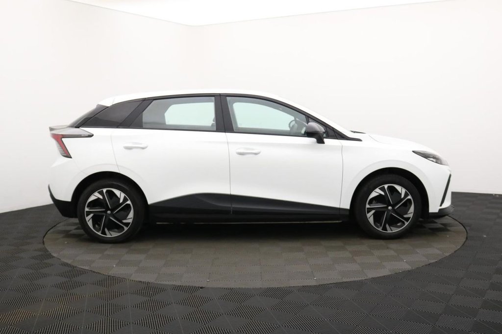 USED 2023 73 MG MG4 51kWh SE Hatchback 5dr Electric Auto (170 ps) Car Play, Keyless, Sensors
