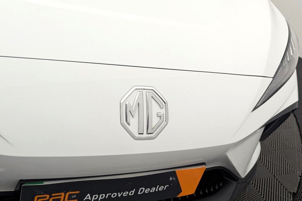 USED 2023 73 MG MG4 51kWh SE Hatchback 5dr Electric Auto (170 ps) Car Play, Keyless, Sensors