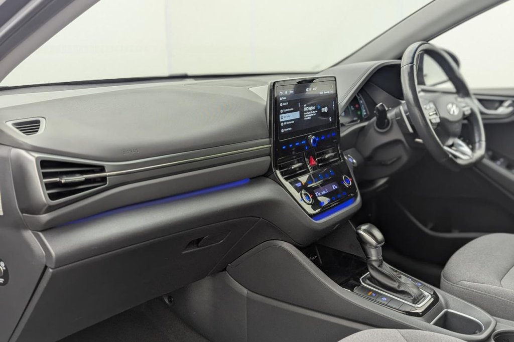 USED 2021 70 HYUNDAI IONIQ 1.6 h-GDi Premium Hatchback 5dr Petrol Hybrid DCT Euro 6 (s/s) (141 ps) Car Play, Sat Nav, Camera