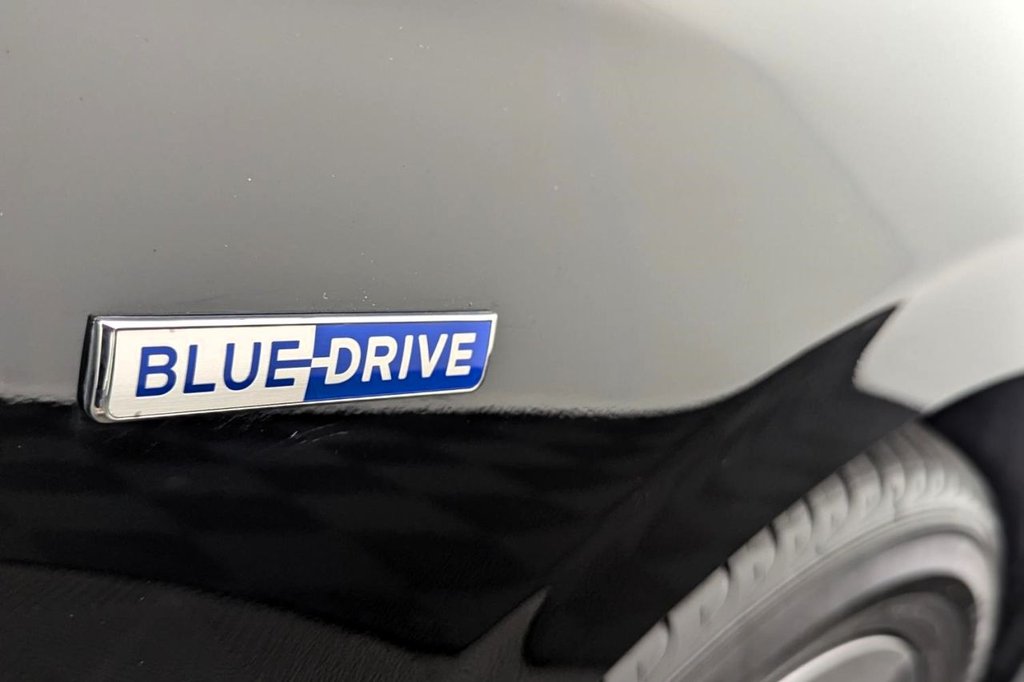 USED 2021 70 HYUNDAI IONIQ 1.6 h-GDi Premium Hatchback 5dr Petrol Hybrid DCT Euro 6 (s/s) (141 ps) Car Play, Sat Nav, Camera
