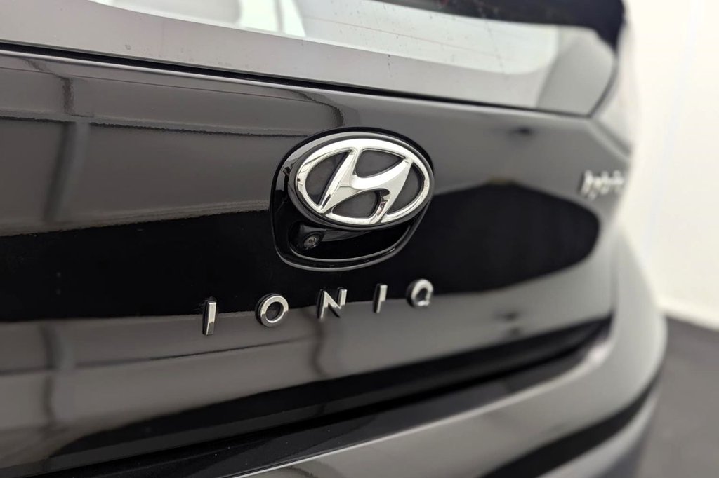 USED 2021 70 HYUNDAI IONIQ 1.6 h-GDi Premium Hatchback 5dr Petrol Hybrid DCT Euro 6 (s/s) (141 ps) Car Play, Sat Nav, Camera