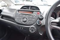 USED 2015 HONDA JAZZ 1.2 i-VTEC S Hatchback 5dr Petrol Manual Euro 5 (90 ps) **2 Owners, Excellent Service History**