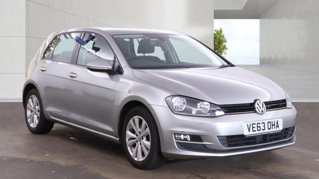 View our VOLKSWAGEN GOLF