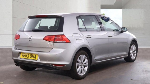 View our VOLKSWAGEN GOLF