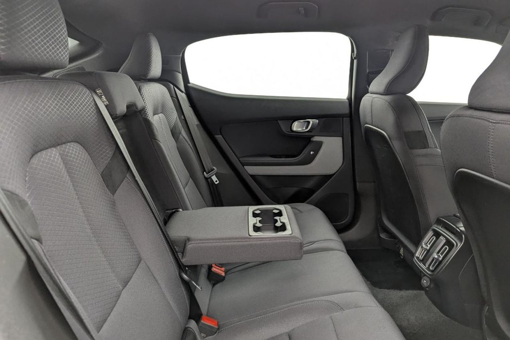 USED 2022 22 POLESTAR POLESTAR 2 Single Motor 78kWh Long Range Fastback 5dr Electric Auto FWD (231 ps) Car Play, Sat Nav, Camera