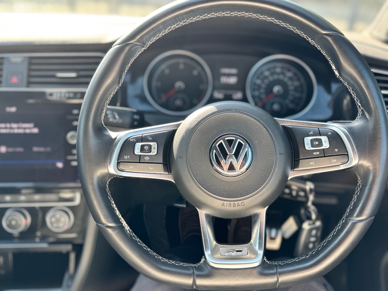 2020 VOLKSWAGEN GOLF 1.6L 3d 114 BHP - vehicle photo 19 for sale on PureCar