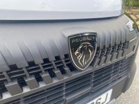 USED 2025 25 PEUGEOT BOXER 335 L3 H3 PROFESSIONAL LWB EXTRA HIGHTOP 2.2 BLUE HDI 140PS One Company Owner, 14000 Miles, Peugeot Warranty Till March 2028, Rare Extra Hightop Model With Air Con, Rear Sensors, Cruise Controll, Ply Lining & Much More! Well Looked After Van!