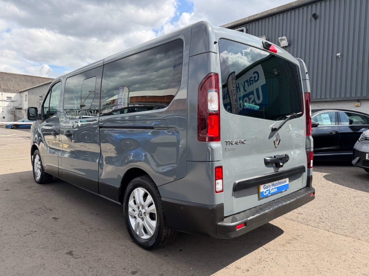 2024 RENAULT TRAFIC 2.0 dCi LL30 Extra Minibus Double Cab 5dr Diesel EDC L2 H1 Euro 6 (s/s) (9 - vehicle photo 34 for sale on PureCar