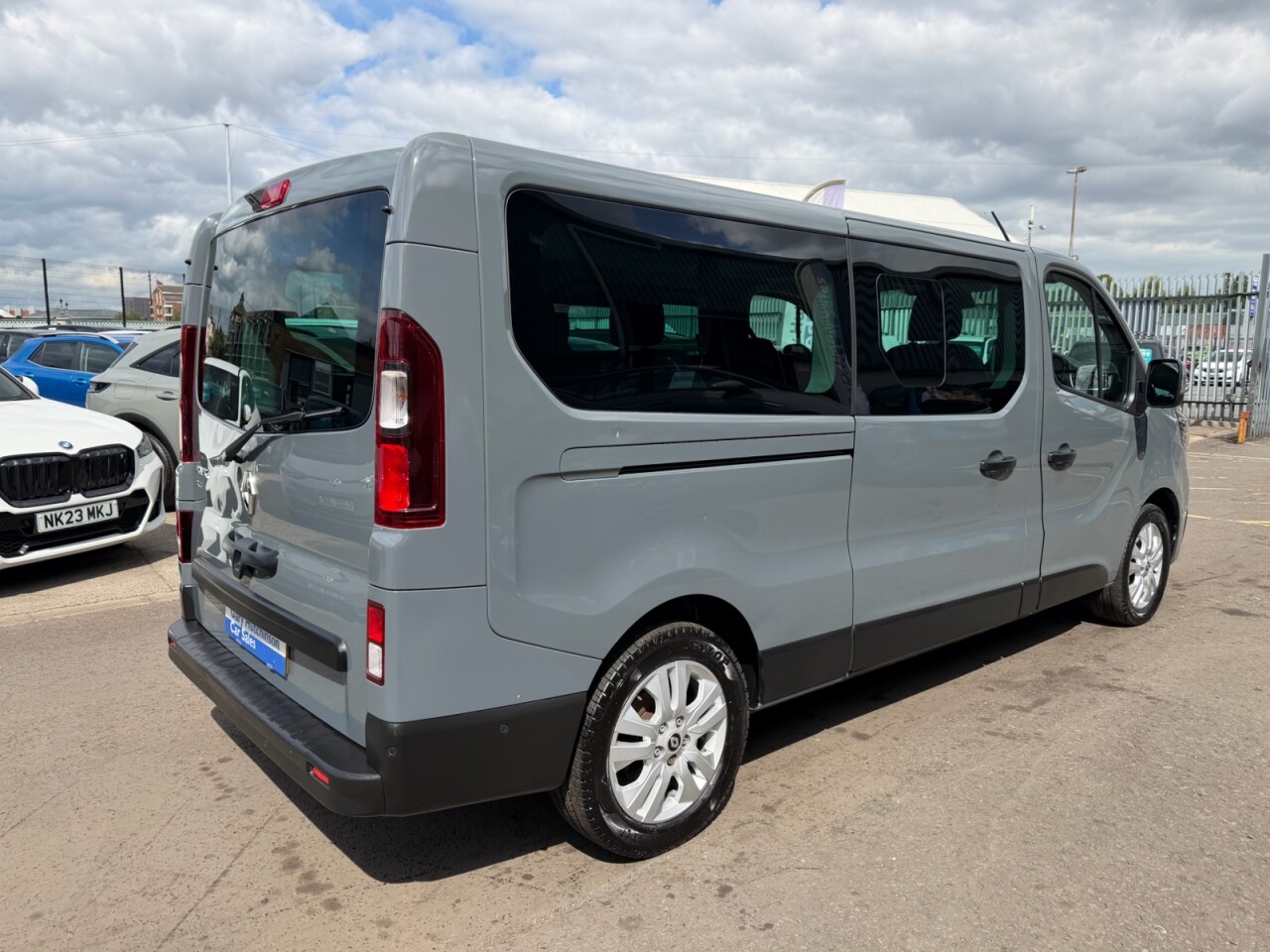 2024 RENAULT TRAFIC 2.0 dCi LL30 Extra Minibus Double Cab 5dr Diesel EDC L2 H1 Euro 6 (s/s) (9 - vehicle photo 36 for sale on PureCar