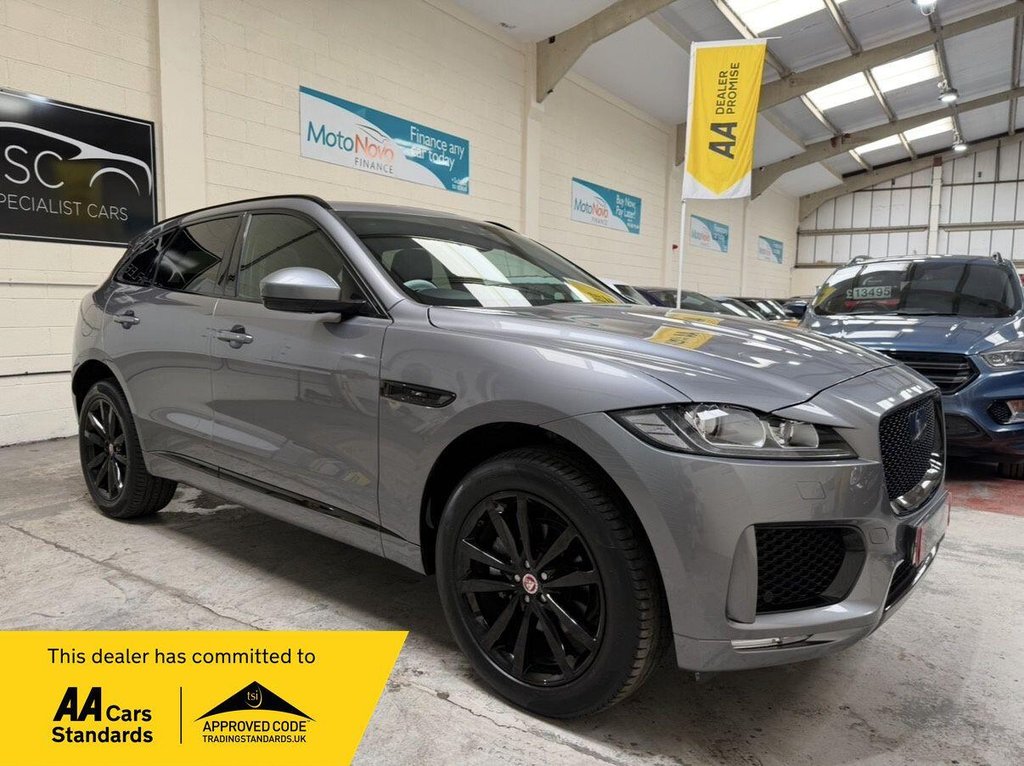 Jaguar F-Pace