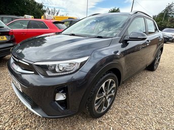View our KIA STONIC