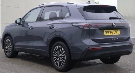 2024 VOLKSWAGEN TIGUAN 2.0 TDI Match SUV 5dr Diesel DSG Euro 6 (s/s) (150 ps) - vehicle photo 4 for sale on PureCar