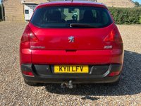 USED 2011 11 PEUGEOT 3008 1.6 HDi Sport SUV 5dr Diesel EGC Euro 5 (112 ps) 104963 miles