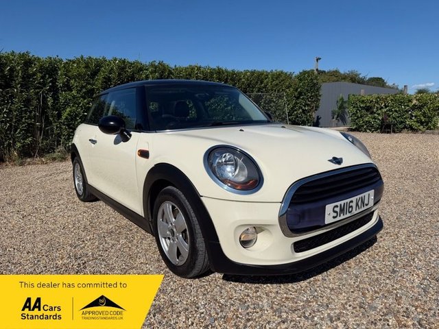 2016 MINI HATCH