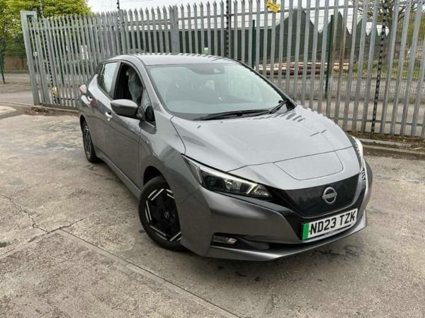 View our NISSAN LEAF