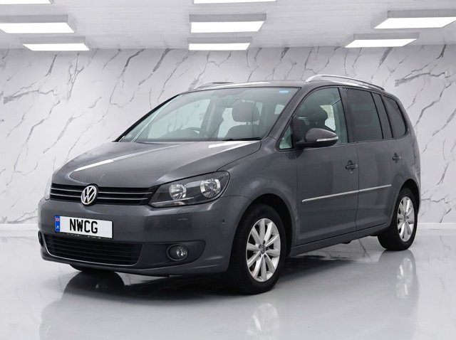 View our VOLKSWAGEN TOURAN