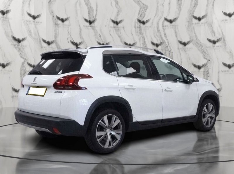 2017 Peugeot 2008 in white — photo 6 of 14