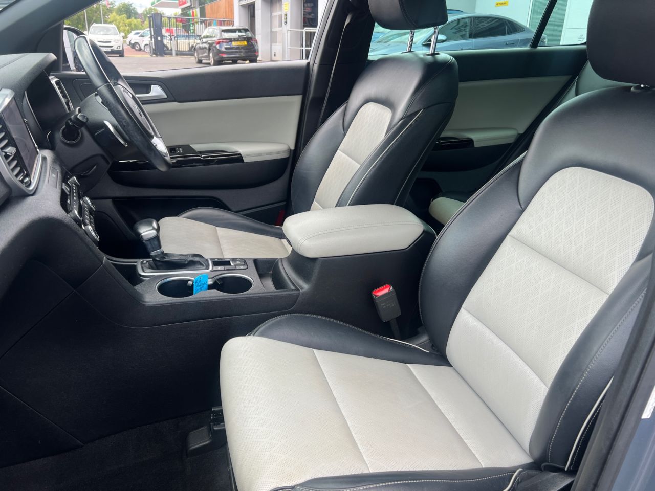 2021 KIA SPORTAGE 1.6 T-GDi GT-Line SUV 5dr Petrol DCT AWD Euro 6 (s/s) (174 bhp) - vehicle photo 9 for sale on PureCar