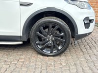 USED 2016 16 LAND ROVER DISCOVERY SPORT 2.0 TD4 HSE Black SUV 5dr Diesel Auto 4WD Euro 6 (s/s) (180 ps) 7 SEATS, SUNROOF, BLACK WHEELS